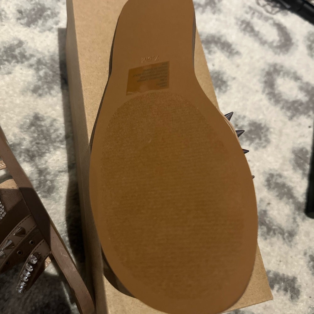 Steve Madden Lindy natural multi 7.5 - brand new - Picture 3 of 3
